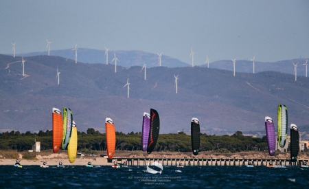 High drama in challenging conditions upsets order at Formula Kite Worlds in Sardinia